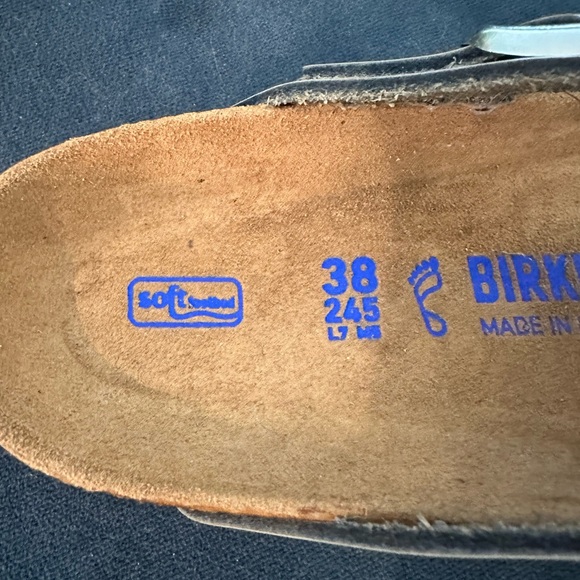 NWOT Birkenstock Birko-Flor silver metallic size 38. - Picture 2 of 5